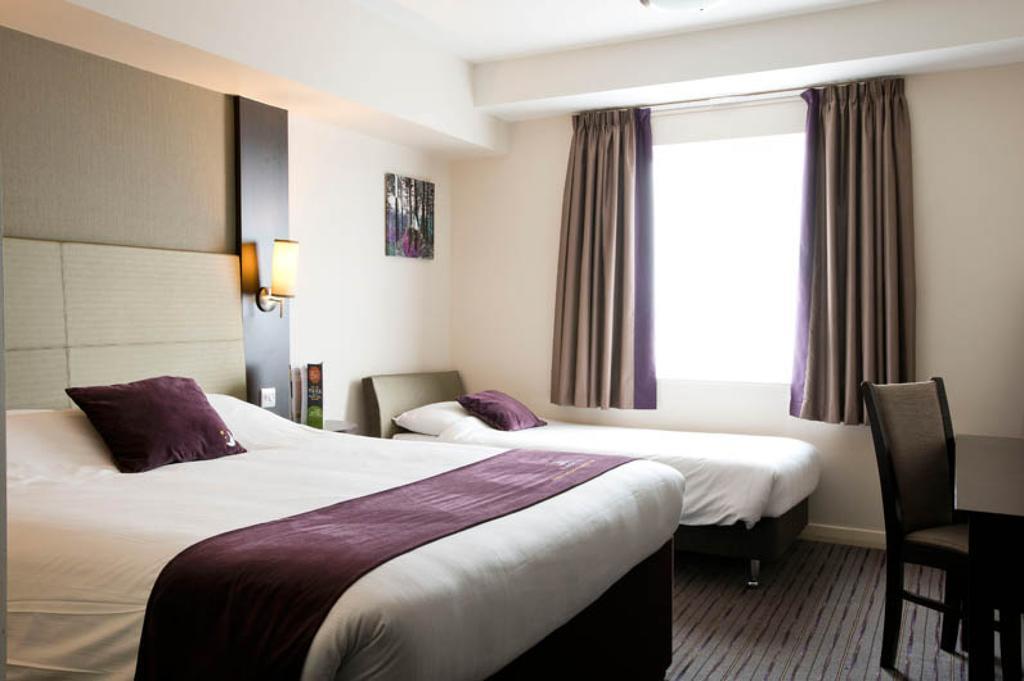 Premier Inn Харлоу Номер фото